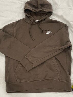 Nike Hoodie - Men’s M - Brown